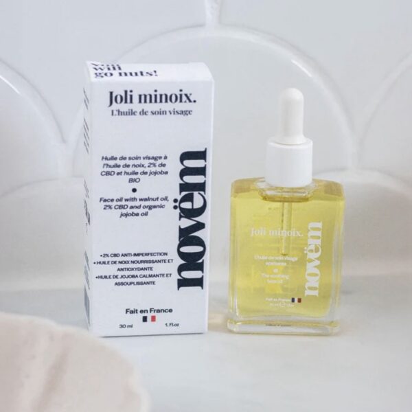 Huile visage régénérante anti-rougeurs pour peaux sensibles à l’huile de noix BIO