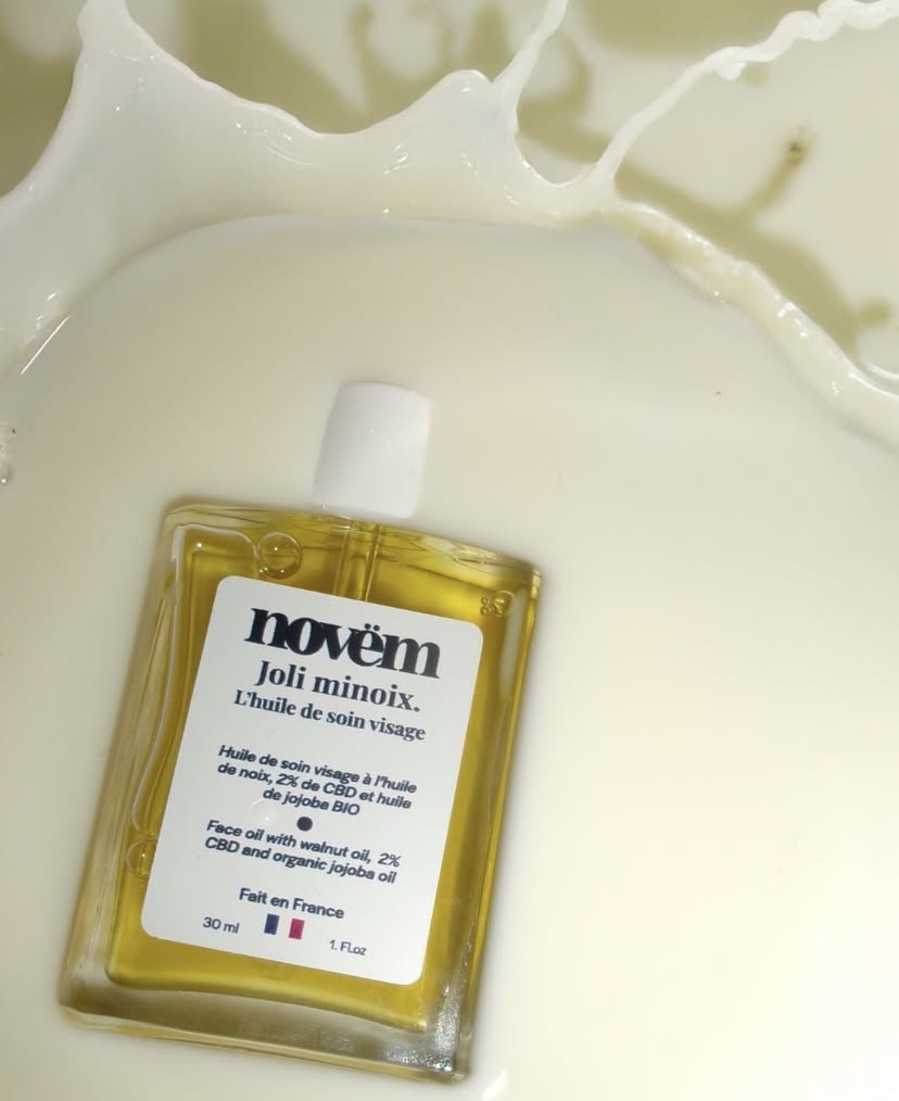 Huile visage régénérante anti-rougeurs pour peaux sensibles à l'huile de noix BIO – Image 2