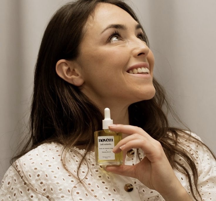 Huile visage régénérante anti-rougeurs pour peaux sensibles à l'huile de noix BIO – Image 4